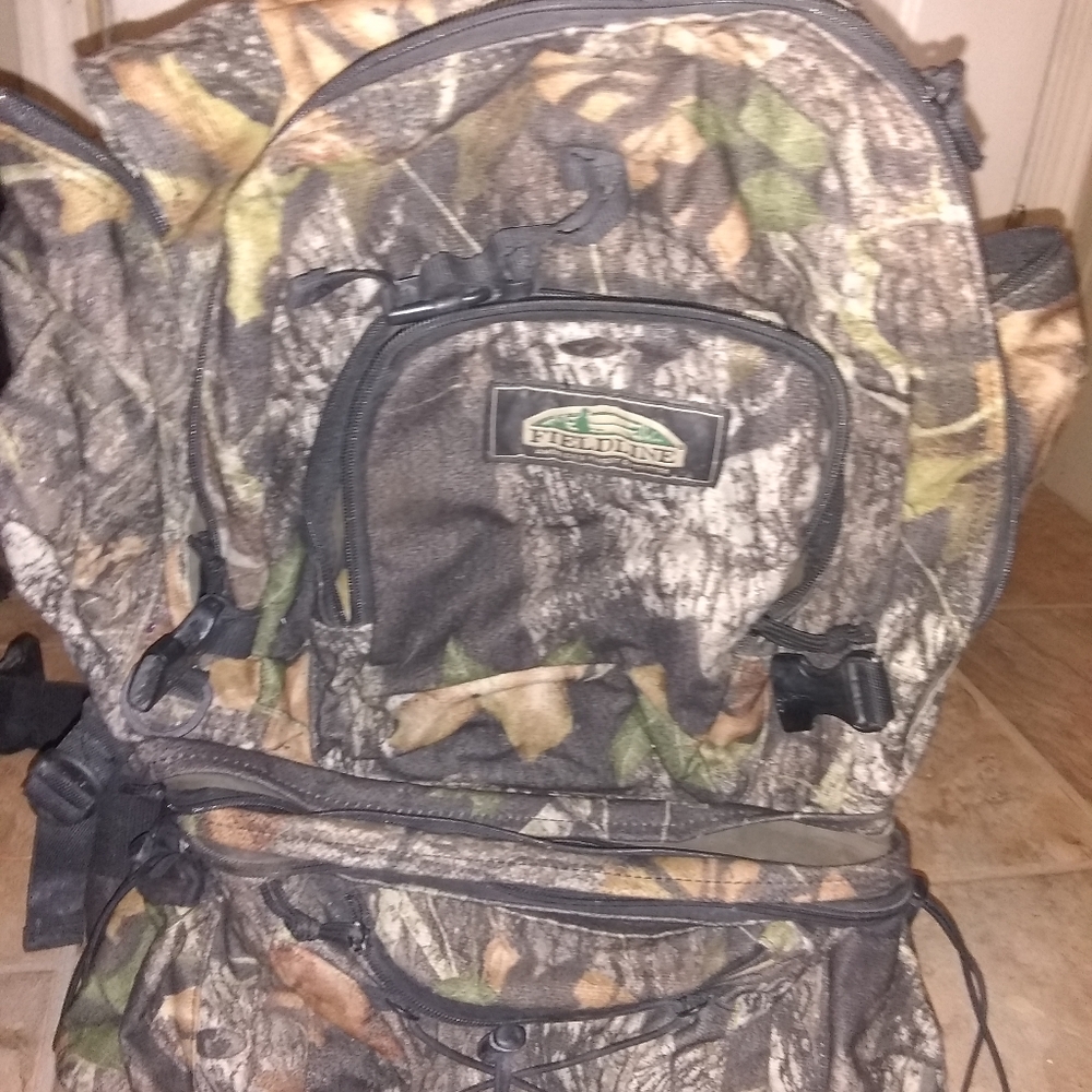 Fieldline Backpack and Hip Pack